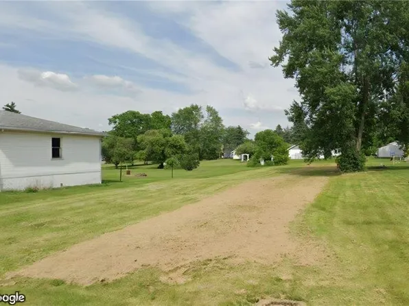 572 Bendle Ave, Shelby, OH 44875