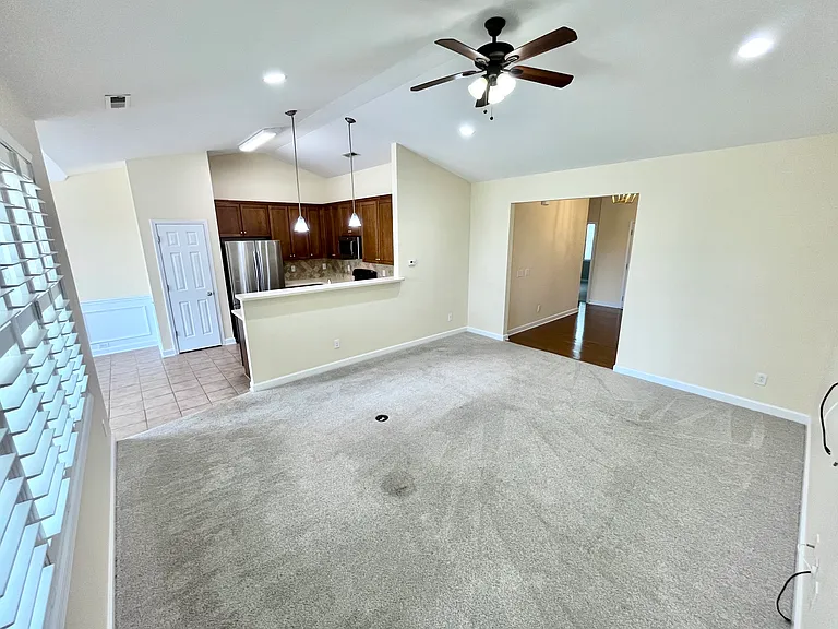2456 Birch View Dr — Photo 44