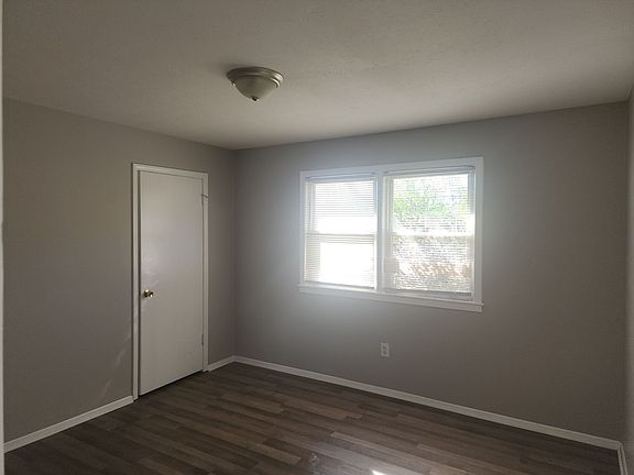 4th image of 6 B Randwood Ct