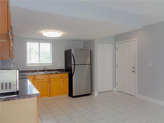4th image of 511 99th Ave N APT 204