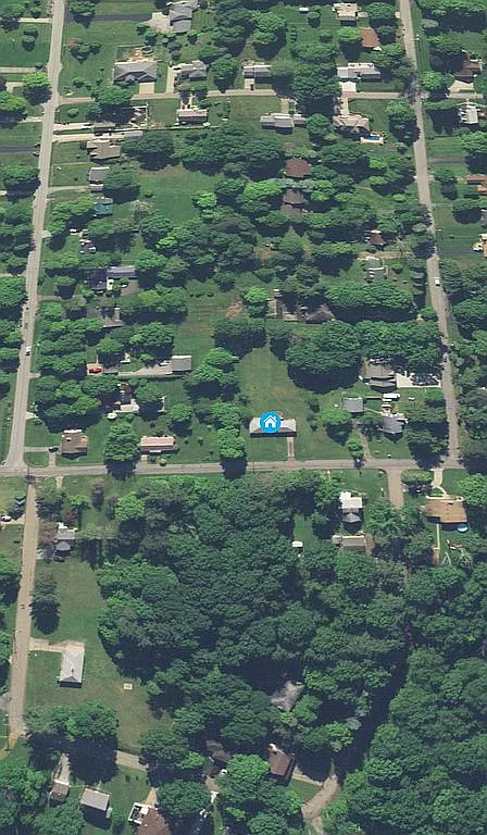 194 Woodland Dr photo 1