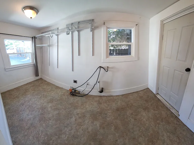 316 E Foothill Blvd — Photo 32