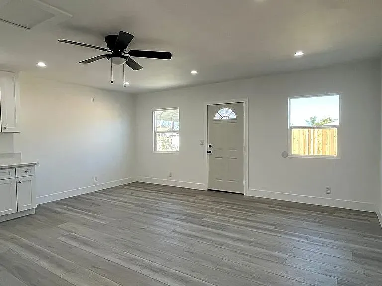 7363 Ysmael Villegas St #A — Photo 5