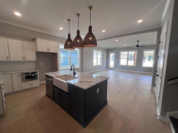 5th image of 10274 Gianna Dr