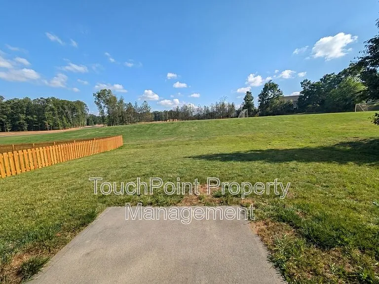 2009 City Lights Dr — Photo 32
