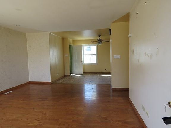 5th image of 1753 Linden Ave