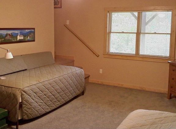2nd image of 2085 Dogwood Dr