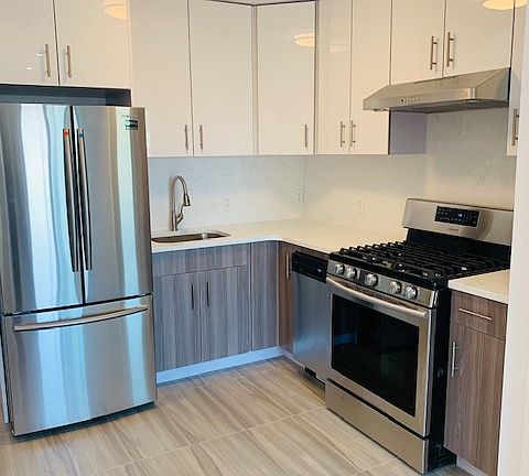 3rd image of 6298 Woodhaven Blvd #3K