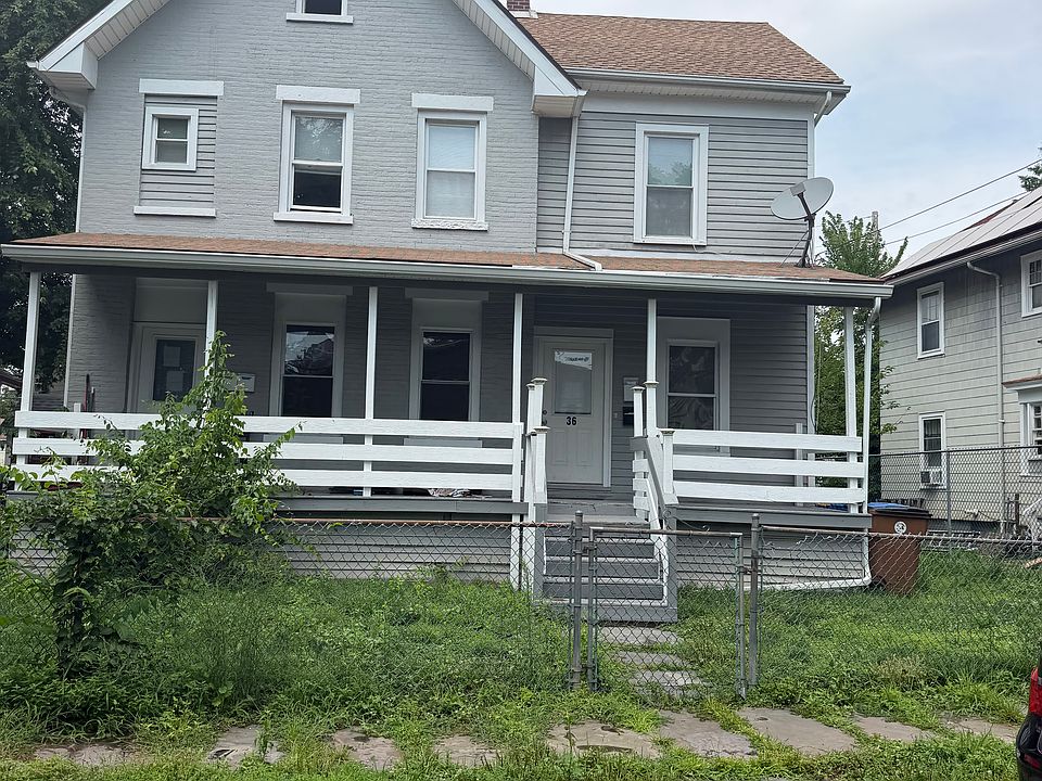 1st image of 36 Prince St #1