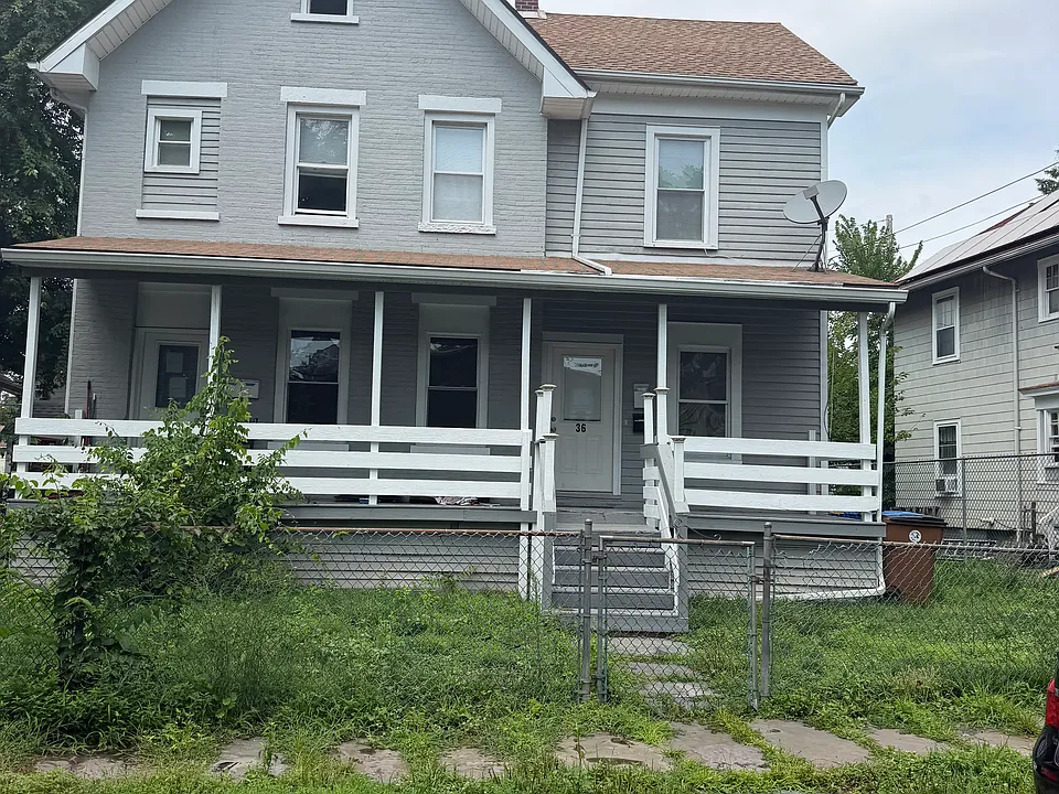 36 Prince St #1