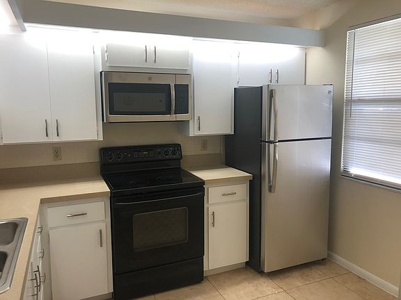 2nd image of 3501 Village Blvd APT 105