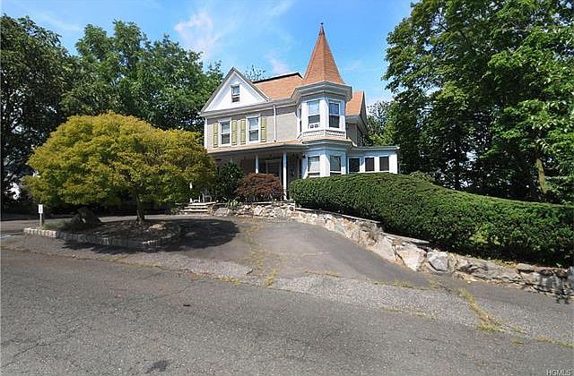 1st image of 33 Allison Ave