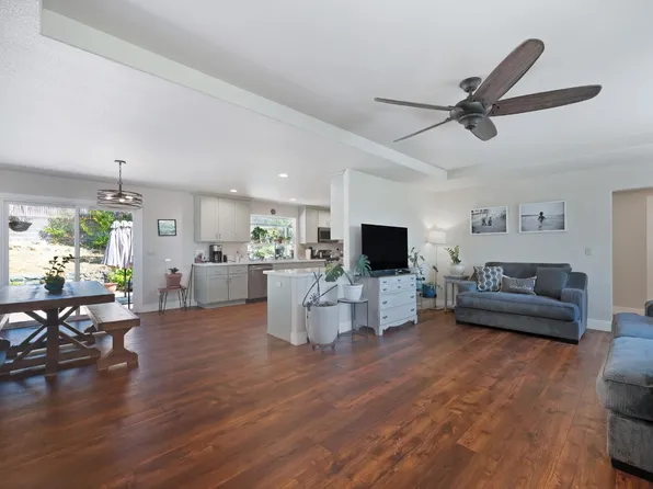 201 Poet Smith Dr, Auburn, CA 95603