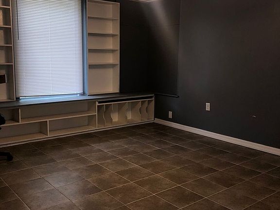 5th image of 2201 S Park Ave #36b9e5794