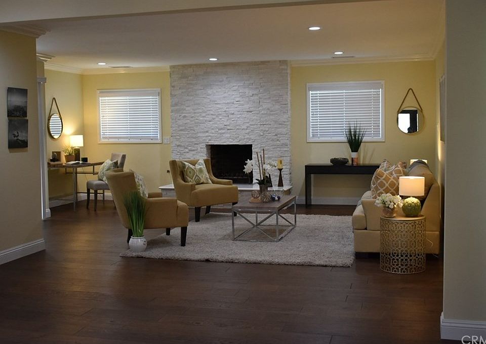 1st image of 285 Coral View St