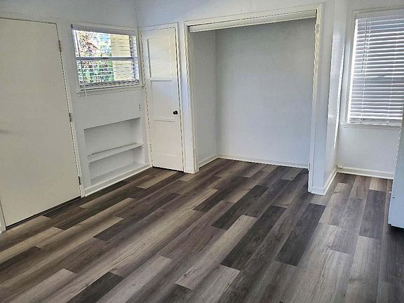 4th image of 769 Coronado Ave