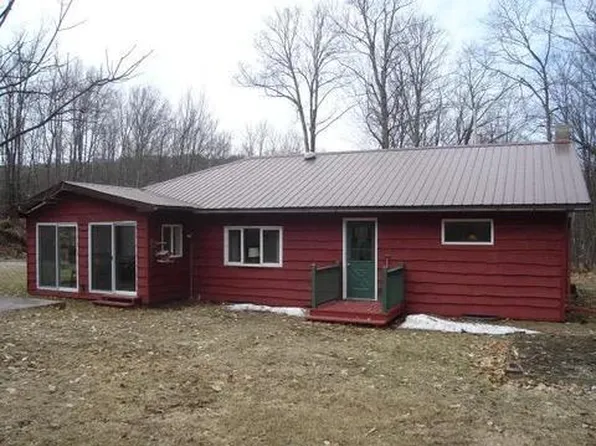 21 Bull Run Rd, Malone, NY 12953