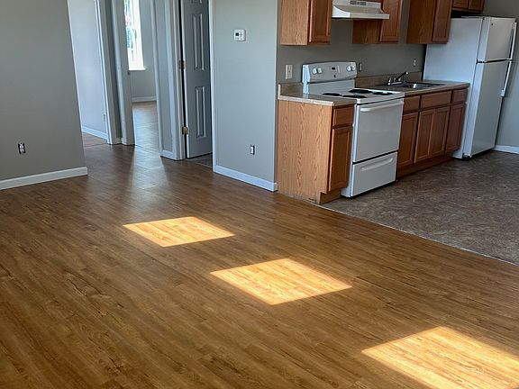 2nd image of 52 Gates Ave #3
