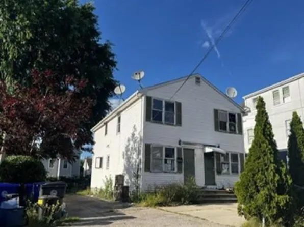 43 Henrietta St, Providence, RI 02904