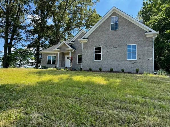 233 Crabtree Ln, Bowling Green, KY 42103
