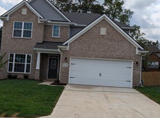 8712 Yellow Aster Rd, Knoxville, TN 37931