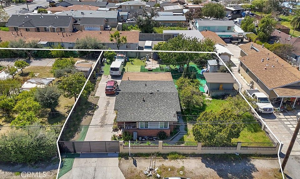 1st image of 10417 El Dorado Ave