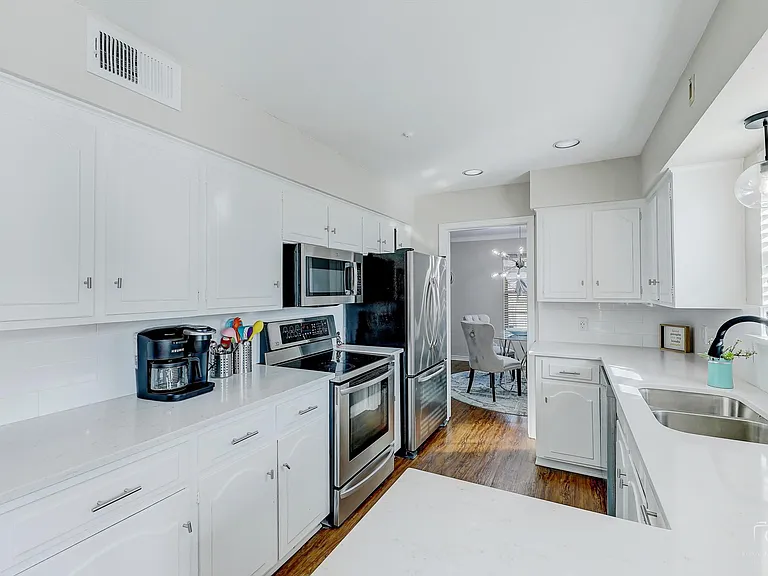 10007 Dale Crest Dr — Photo 12