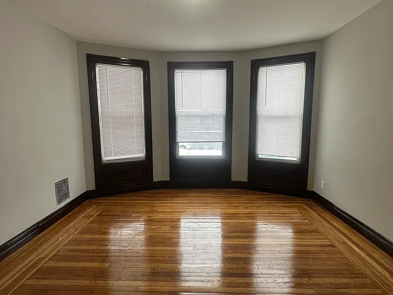 624 Dixwell Ave #1 — Photo 7