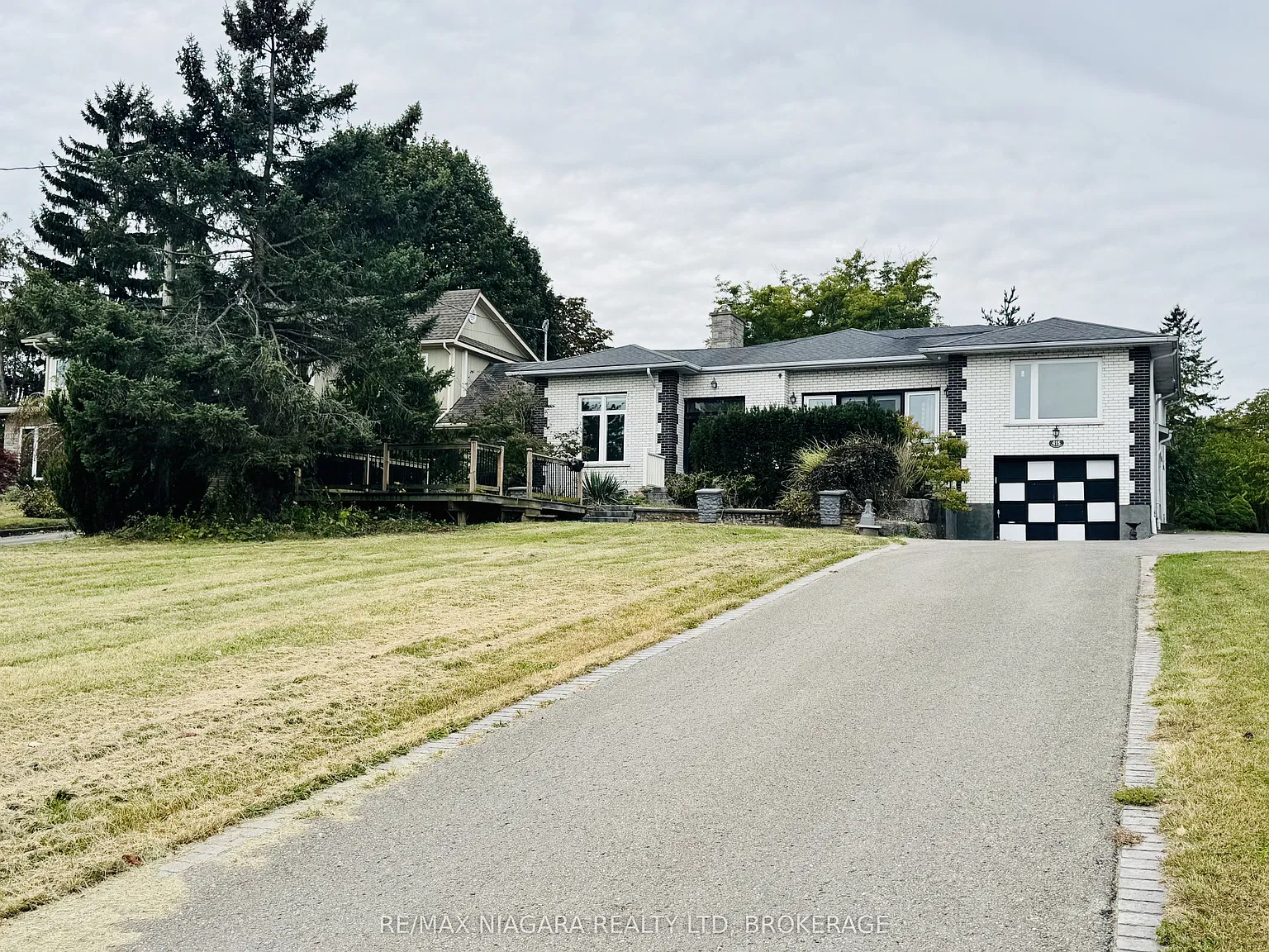 6 bed, $5,000 — Photo 1