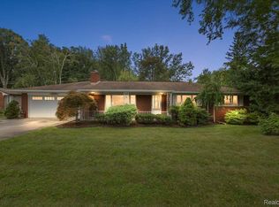 21633 Superior Rd, Taylor, MI 48180