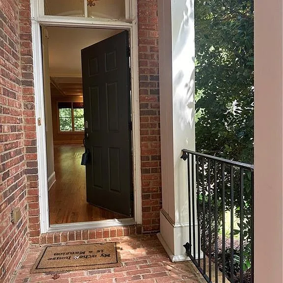 6032 Coldwater Point — Photo 3