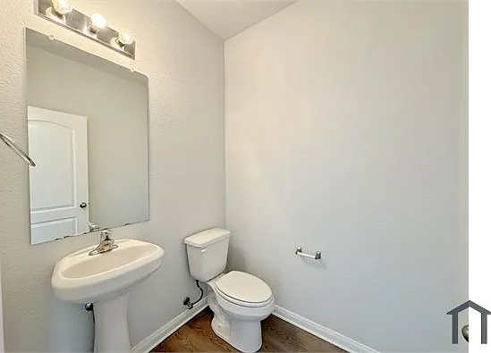 2950 Parker Rd — Photo 17