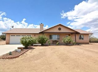 8372 Tumbleweed Rd, Phelan, CA 92371