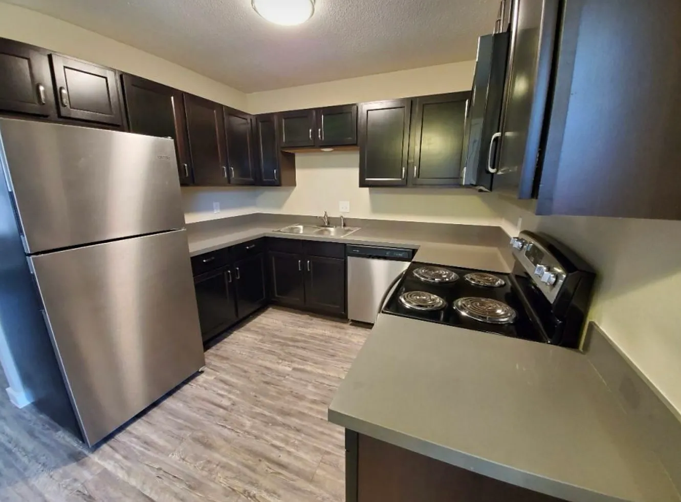 2 bed, 1.5 bath, 1000 sqft, $995 — Photo 4