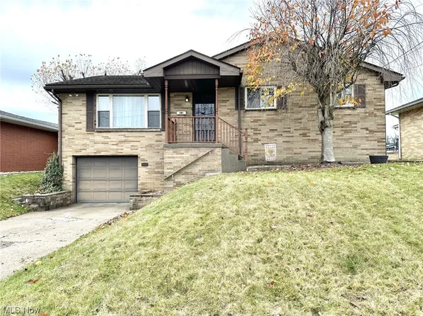 1111 Courtland Rd, Weirton, WV 26062