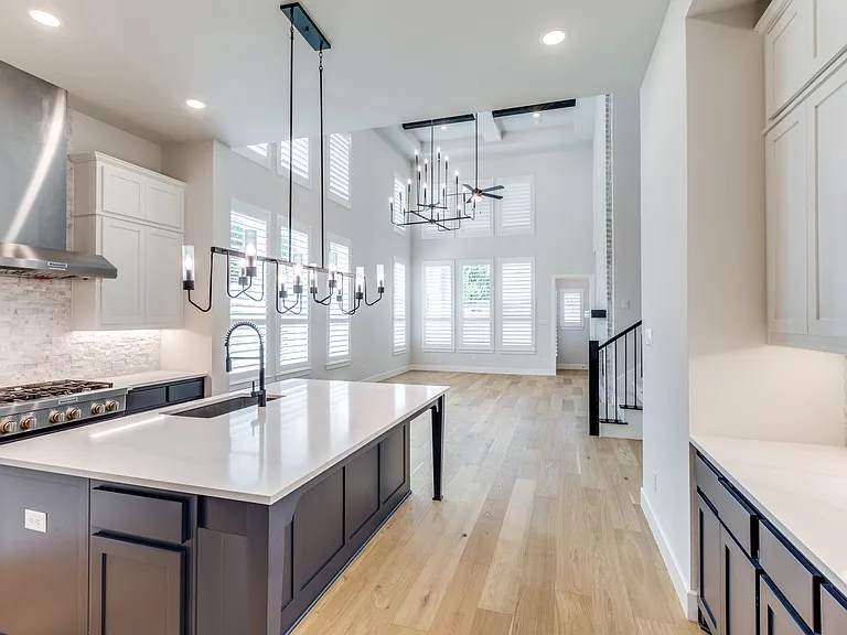 15522 Cormorant St — Photo 6
