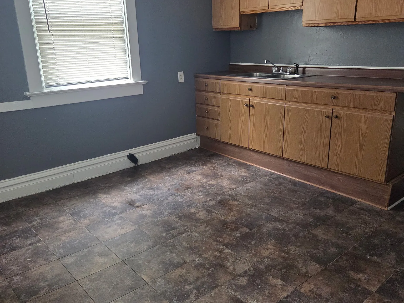 4 bed, 1706 sqft, $1,500 — Photo 2