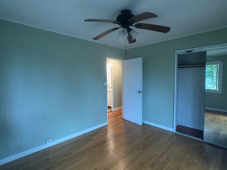 2nd Bedroom and closet