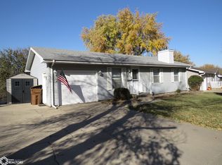 607 Troy Dr, Carroll, IA 51401