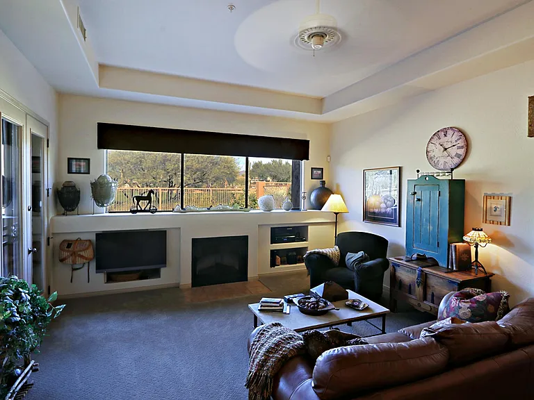 6894 E Thirsty Cactus Ln — Photo 11