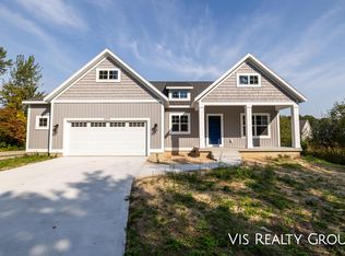 14777 Edenbridge St, Spring Lake, MI 49456