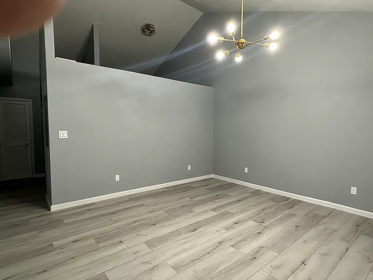 3125 Pontiac Dr #2 — Photo 5