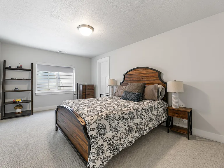 14706 S Glacial Peak Dr — Photo 16