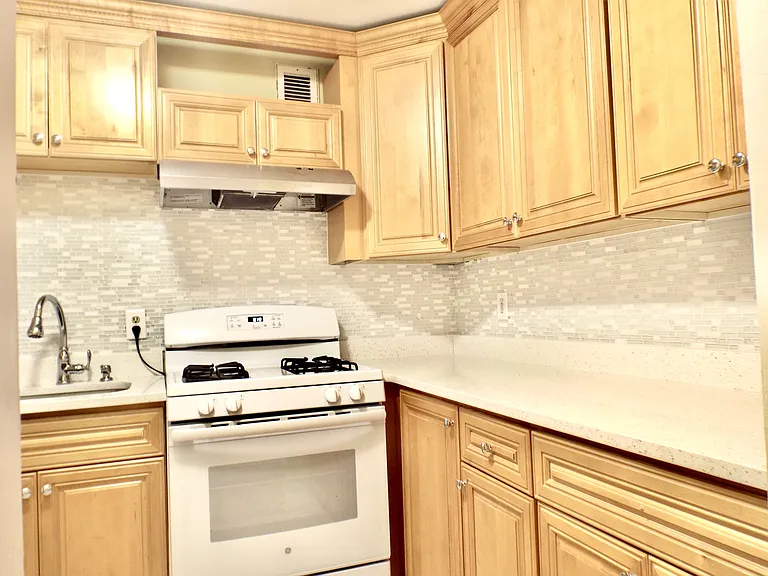 32 Juniper St #98 — Photo 19