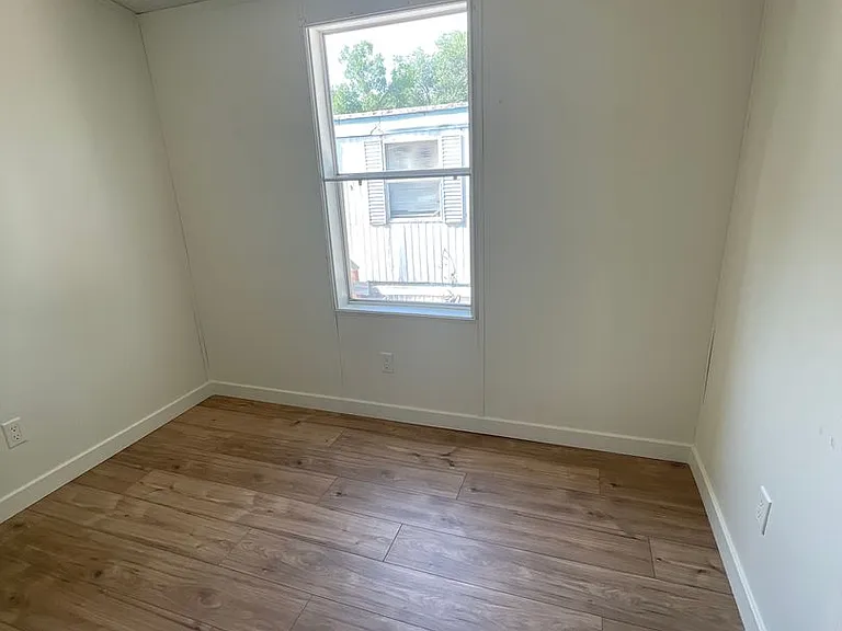 333 N Meldrum St #3 — Photo 10