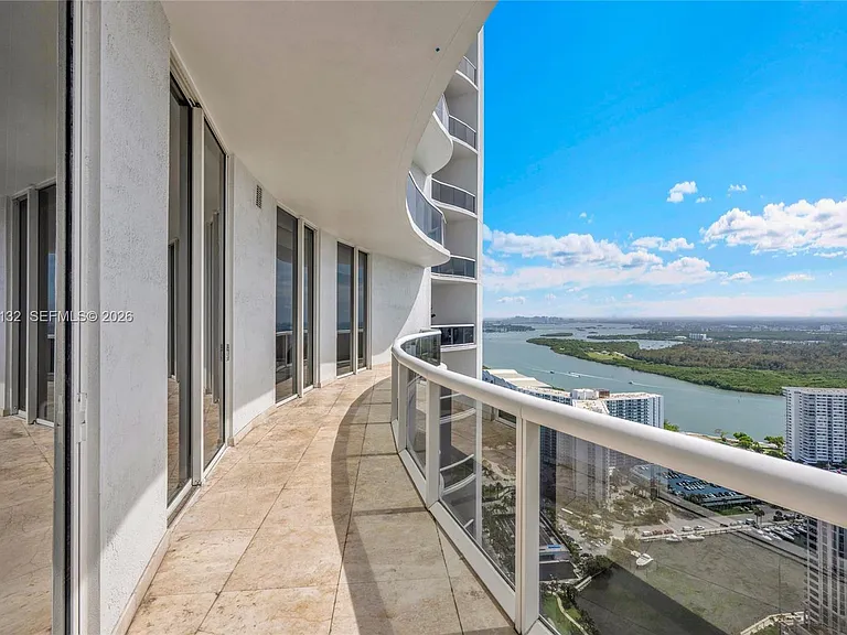 16001 Collins Ave #3805 — Photo 9