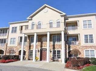 205 Cleveland Ln, Rockaway, NJ 07866