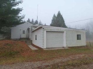 1044 W Polk Rd, Hart, MI 49420