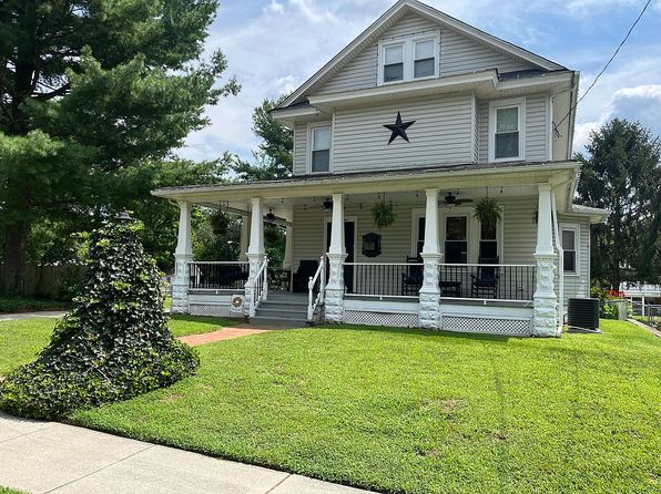 69 Colonial Ave