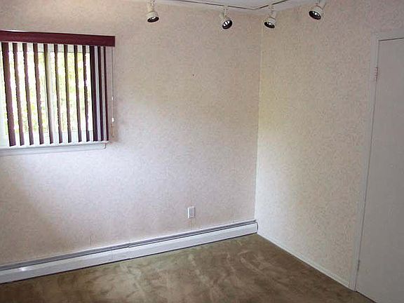 1 of 3 Bedrooms